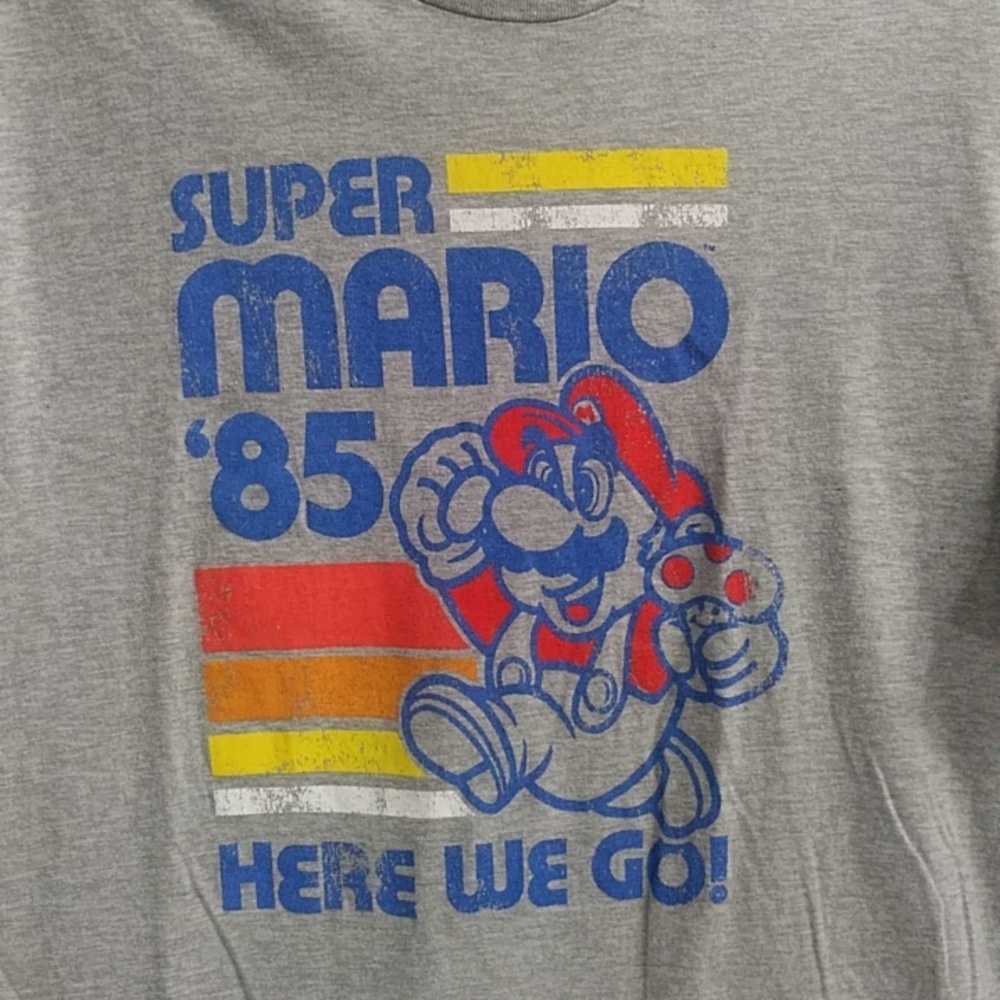 Nintendo Super Mario Bros. '85 Gray Men's Graphic T-Shirt *GUC* - Picture 3 of 6
